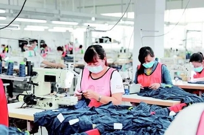 企業(yè)老板自述:40%訂單被越南搶走,虧本也要接單,怕停產后客戶和工人都跑了.